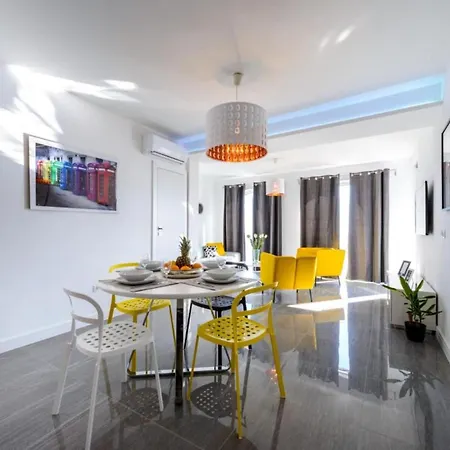 Apartamento Capitano - Two Bedroom With Balcony And Sea View Uti *