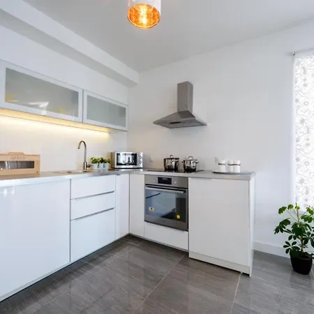 Capitano - Two Bedroom With Balcony And Sea View Uti Mlini