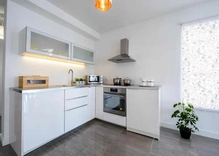 Capitano - Two Bedroom With Balcony And Sea View Uti Mlini