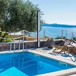 Capitano - Two Bedroom With Balcony And Sea View Uti Lägenhet