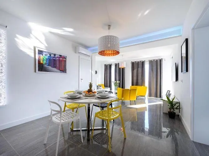 Apartment Capitano - Two Bedroom With Balcony And Sea View Uti *